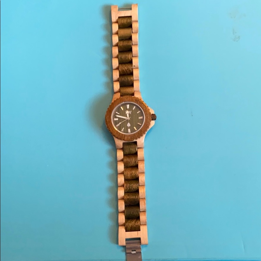 WeWood Wooden watch - needs new battery